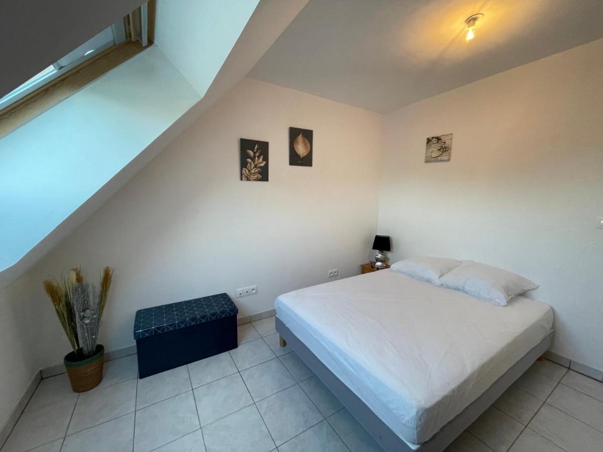 Chez Nous -Parking Gratuit Et Wifi A Vierzon Appartamento Esterno foto